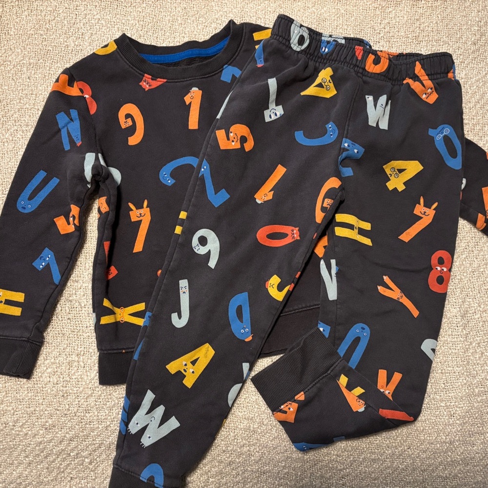 Cat & Jack Alphabet and Number Matching Sweatsuit